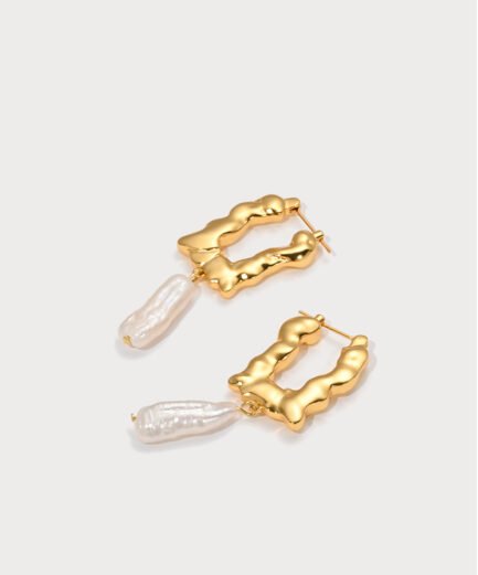 baroque pearl gold earrings1