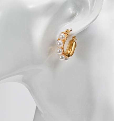 pearl earrings gold 1