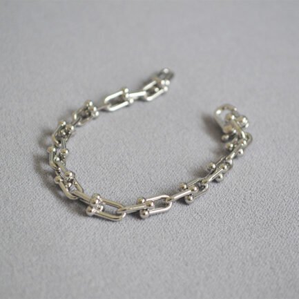 chain bracelet 17