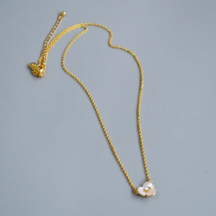 Flower Pendant Necklace Gold 6