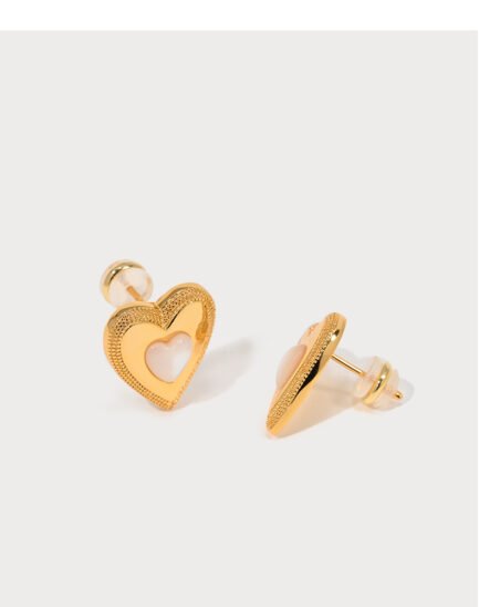 gold heart shaped earrings3