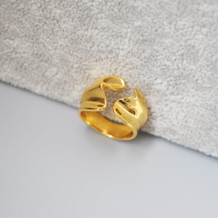 gold wave ring 14