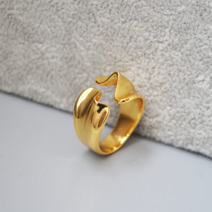 gold wave ring 4