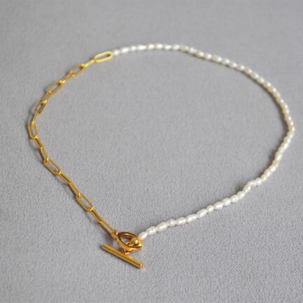 pearl necklace with gold pendant 2